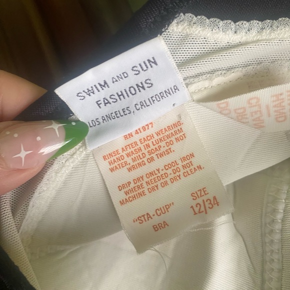 Vintage DeWeese Design Swimsuit - Picture 8 of 9